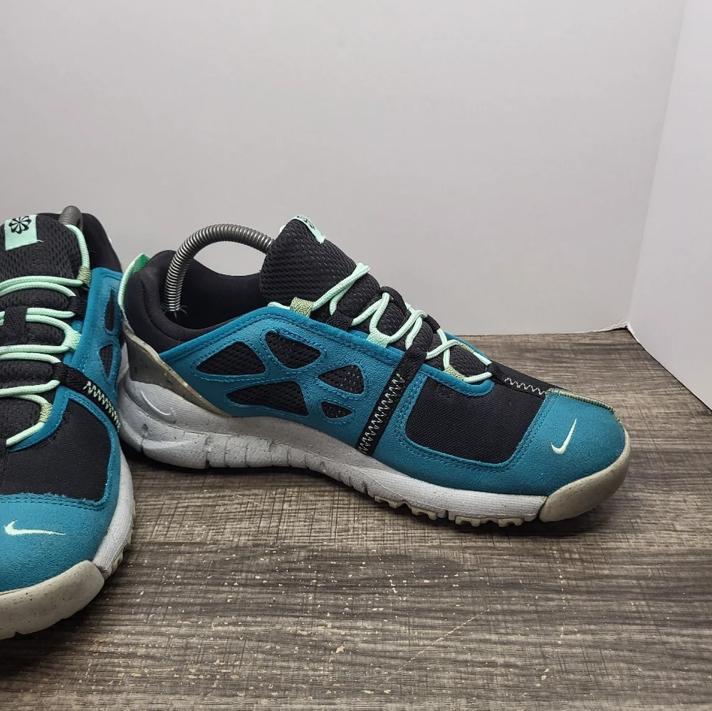 Nike Free Terra Vista NN Blue Black CZ1757-002 Men's Size 9.5 Shoes Sneakers